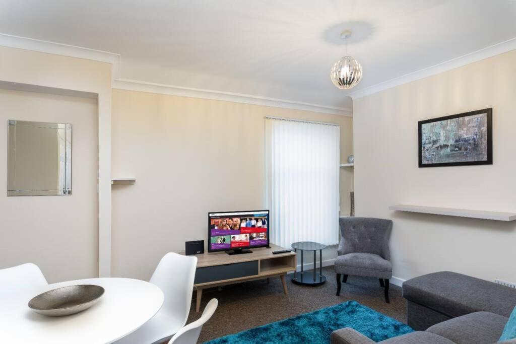 Sleeps 5, Smart Tv'S In Bedrooms Swansea Eksteriør billede